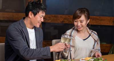 男性が好きな人にとる態度を知る方法【あなたには態度が違う？】