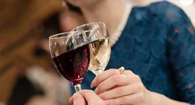 サシ飲みで脈ありの時の男性の態度