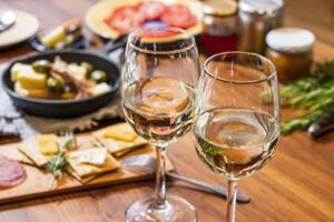 飲みの誘いで脈ありなしを見分ける方法